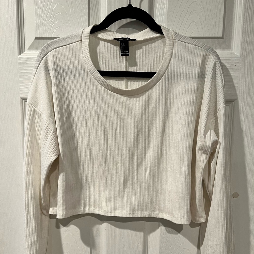 White cropped long tee